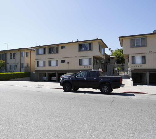 3930 Ingraham St in Los Angeles, CA - Building Photo - Building Photo