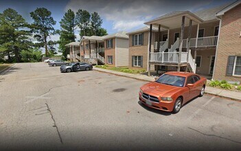 Mill Creek, Mill Pond & Park Ave Apartments in Petersburg, VA - Building Photo - Building Photo