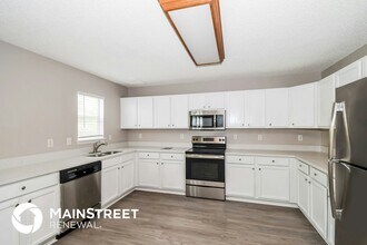 13587 Ashford Wood Ct E in Jacksonville, FL - Building Photo - Building Photo