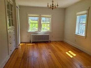 31 Upper Depew Ave in Nyack, NY - Building Photo - Building Photo