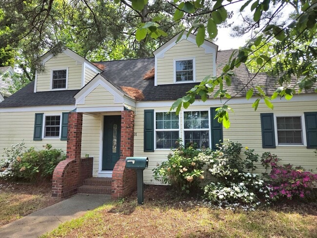 property at 2201 Pershing Ave