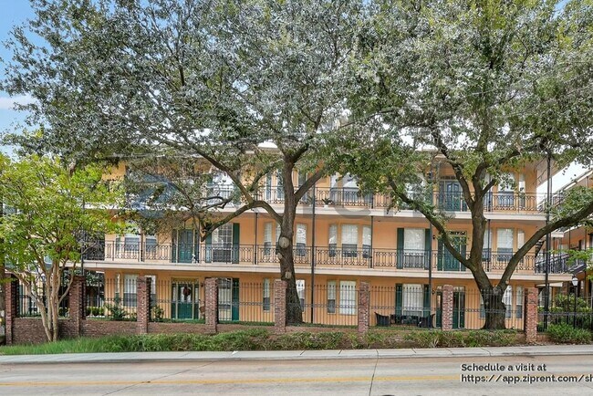 6318 Richmond Ave in Dallas, TX - Building Photo - Building Photo