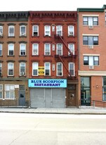 1035 Manhattan Ave in Brooklyn, NY - Building Photo