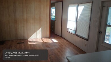 5410 Taylor Ave in Port Orange, FL - Building Photo - Building Photo
