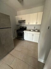 650 E 79th St in Chicago, IL - Building Photo - Building Photo