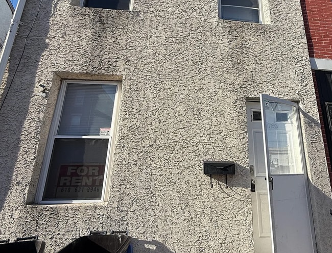 property at 1069 Powell St