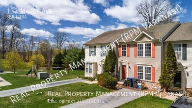 137 Maple Ave in Coatesville, PA - Foto de edificio - Building Photo