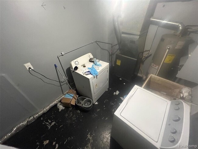 property at 2206 Ellsworth St