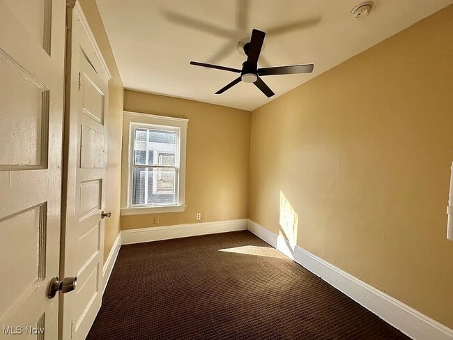 property at 1317 E 85th St