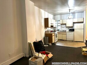 30 S Huntington Ave in Boston, MA - Building Photo - Building Photo
