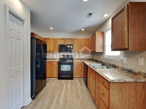 12 Avalon Ct in Simpsonville, SC - Building Photo - Building Photo