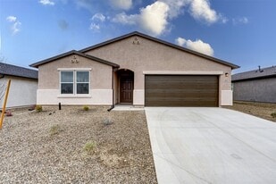 6937 Bowen Blvd in Prescott Valley, AZ - Building Photo