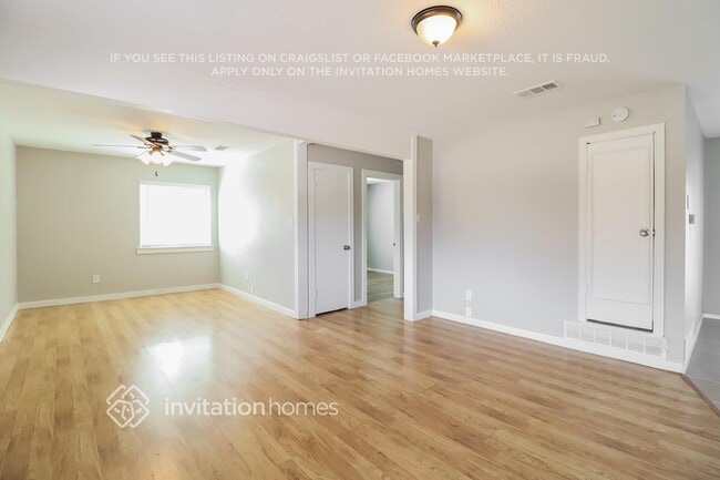 1212 Lynn St in Weatherford, TX - Building Photo - Building Photo