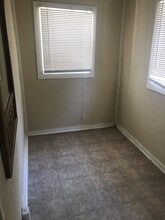 723 W Calhoun St in Macomb, IL - Building Photo - Building Photo