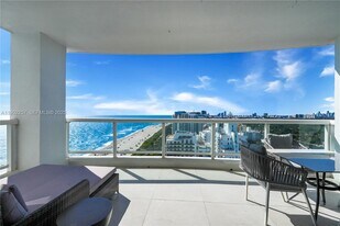 4201 Collins Ave in Miami Beach, FL - Building Photo