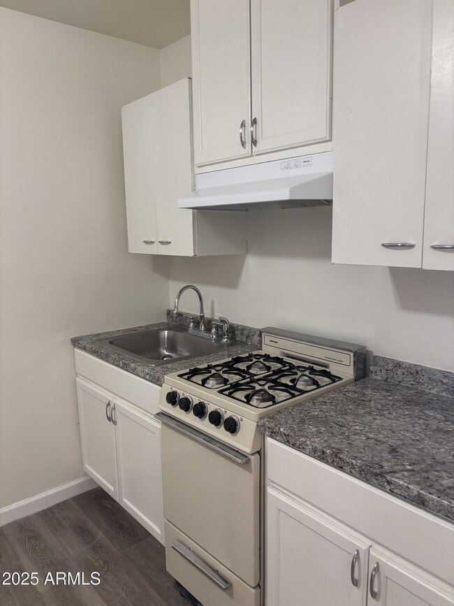 property at 1372 AZ-92