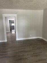 409 N Gray St in Indianapolis, IN - Building Photo - Building Photo