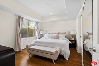 8238 W Manchester Ave in Los Angeles, CA - Building Photo - Building Photo