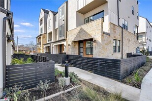 3905 Vantage Dr in Austin, TX - Building Photo