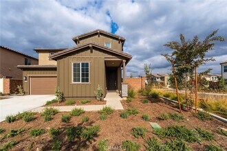 2290 Yuzu St in Corona, CA - Building Photo - Building Photo