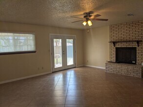 3409 Mission Arch Dr in Roswell, NM - Building Photo - Building Photo