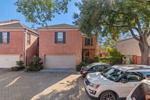 6732 Vanderbilt St in Houston, TX - Building Photo