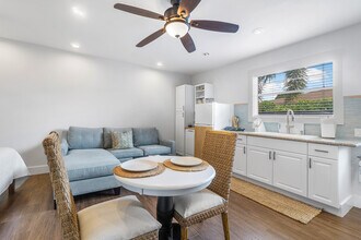 43 W Plumosa Ln in Greenacres, FL - Building Photo - Building Photo