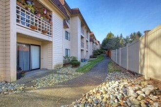 Citigate Apartments in Seattle, WA - Building Photo - Building Photo