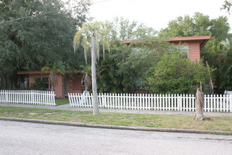 1222 5th St in Sarasota, FL - Building Photo - Building Photo