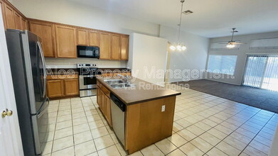 22148 Greenland Park Dr in Maricopa, AZ - Foto de edificio - Building Photo