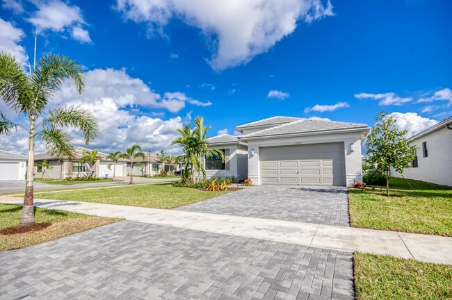 12555 SW Manatee Marsh Ter in Port St. Lucie, FL - Building Photo - Building Photo