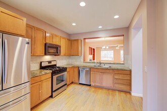 8224 233rd Pl NE in Redmond, WA - Building Photo - Building Photo