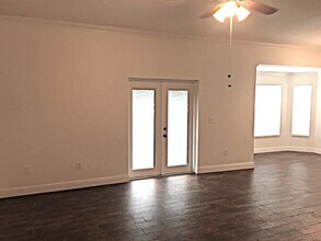 11013 Sailbrooke Dr in Riverview, FL - Building Photo - Building Photo