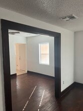 2536 NW 21st, Okla, Unit 2536 in Oklahoma City, OK - Building Photo - Building Photo