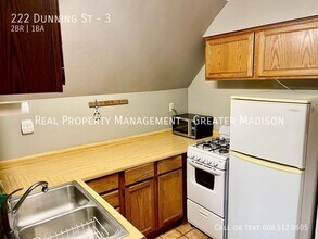 222 Dunning St in Madison, WI - Foto de edificio - Building Photo