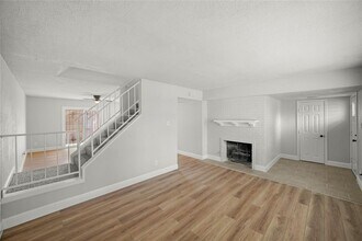 10416 Hammerly Blvd in Houston, TX - Building Photo - Building Photo
