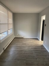 805 Illini Ave, Unit D in Pontiac, IL - Building Photo - Building Photo