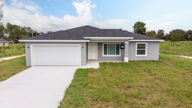 151 Malauka Rd in Ocklawaha, FL - Building Photo - Building Photo