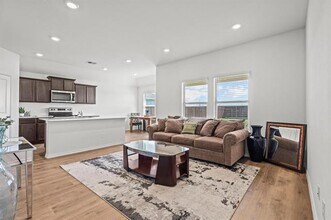 120 Creek End Dr in Princeton, TX - Building Photo - Building Photo