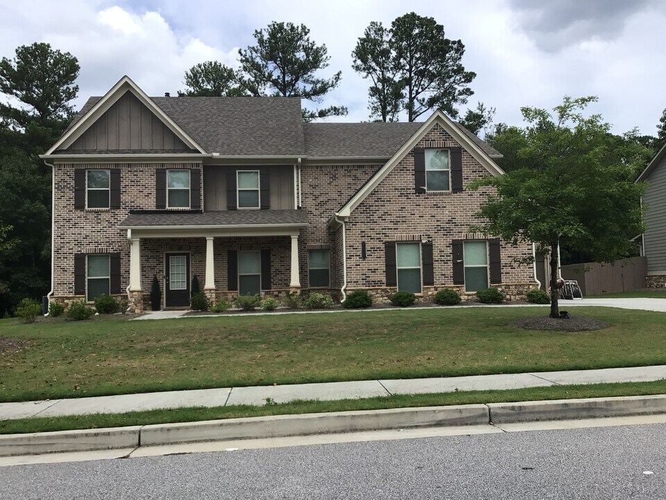 1290 Victoria Walk Ln in Dacula, GA - Building Photo