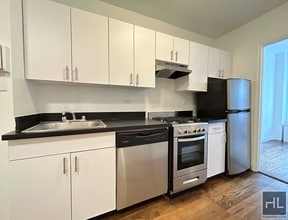 NO FEE One Bed on Upper East Side! Won't S in New York, NY - Building Photo - Building Photo