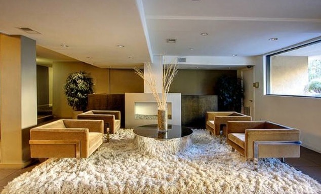 property at 141 S Clark Dr