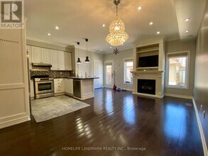 259 Gatwick Dr in Oakville, ON - Building Photo - Building Photo