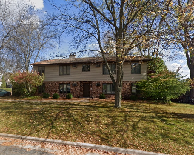 899 Walnut St, Unit 899