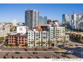 1431 Pacific Hwy, Unit 705 in San Diego, CA - Building Photo