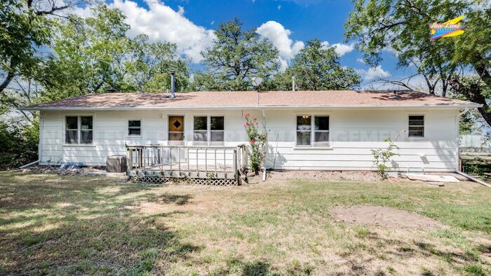 10509 US-54 in Augusta, KS - Building Photo