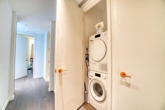 138 Willoughby St in Brooklyn, NY - Building Photo - Building Photo