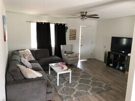 15 E Alameda Dr in Tempe, AZ - Building Photo