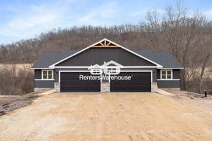 S1546 Shawnee Dr in Alma, WI - Building Photo