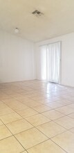 5909 Cedar Glen Ln in Bakersfield, CA - Building Photo - Building Photo